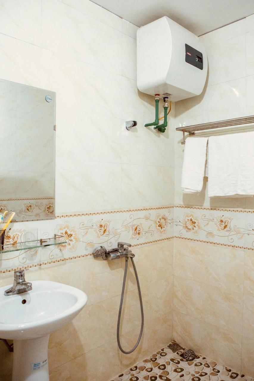 Hung Thinh Hotel Ban Gum Exteriör bild